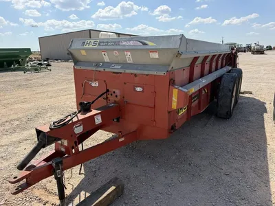 Used 2015 H & S 430, photo 1 of 6