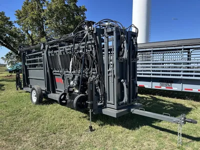New 2026 R&R Livestock Equipment BIG RED, photo 1 of 6