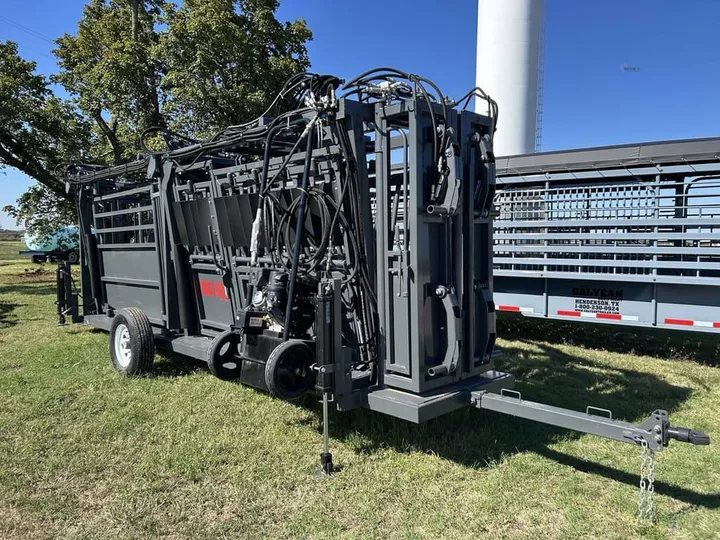 New 2026 R&R Livestock Equipment BIG RED, photo 1 of 6