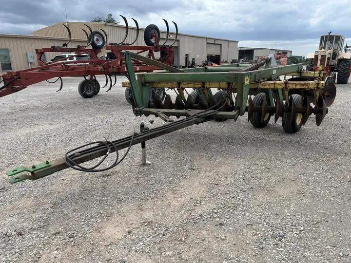 Used 1979 John Deere 340, photo 1 of 6