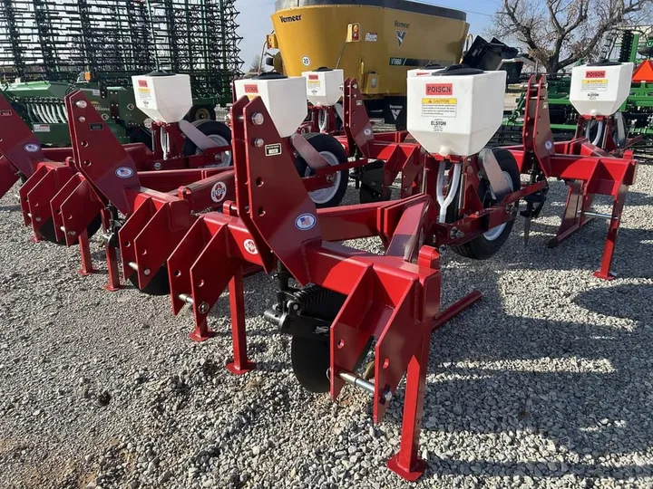 New 2026 Elston GA800, photo 1 of 6