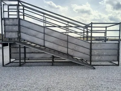 New Cattle Loading Chute, photo 1 of 6