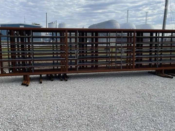 New 24' Free Standing Panels with 10' Gate, photo 1 of 6
