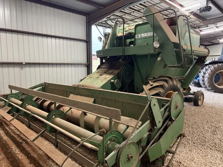 Oliver 542 – equipo usado, foto 2 de 3