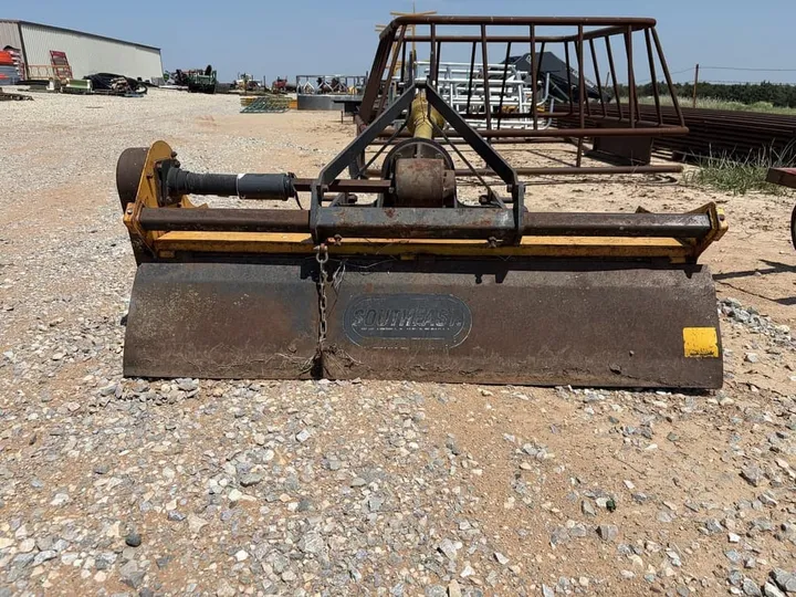 Used Southeast LR72, photo 2 of 6