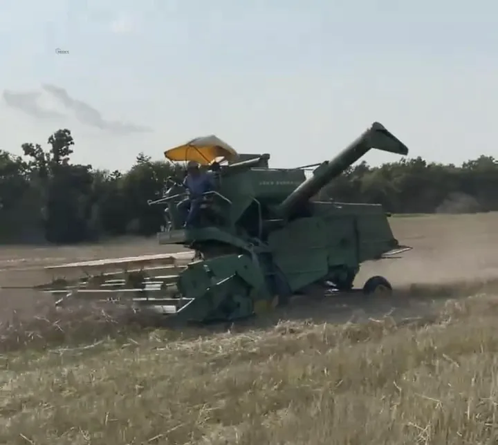 John Deere 95 – equipo usado, foto 2 de 6
