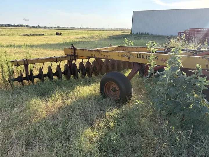 Used Binkley-Wilbeck 1758, photo 2 of 4