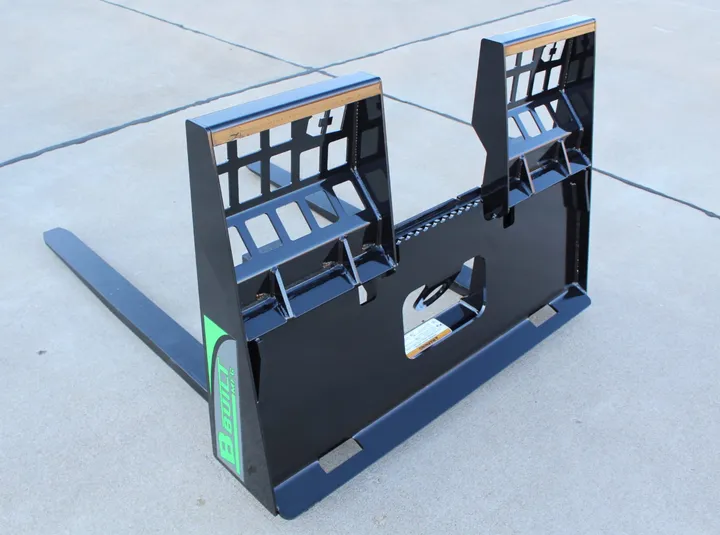 B-Built pallet fork frame, rear quick-attach view