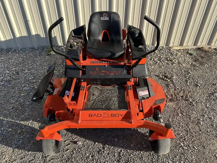 2026 Bad Boy MZ MAGNUM 5400 (neu), Foto 3 von 6