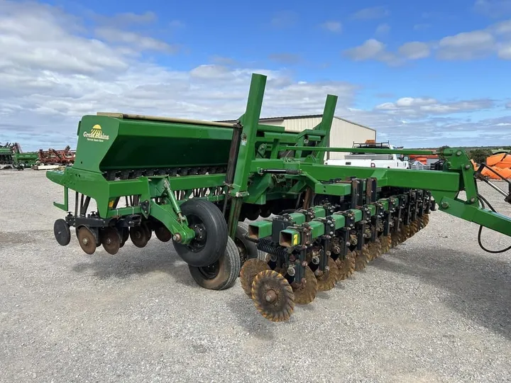 Used 2000 Great Plains 1500, photo 3 of 6