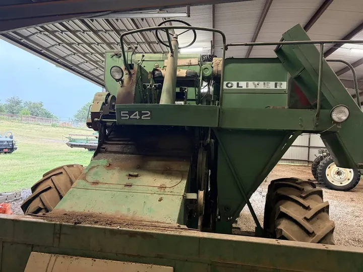 Oliver 542 – equipo usado, foto 3 de 3
