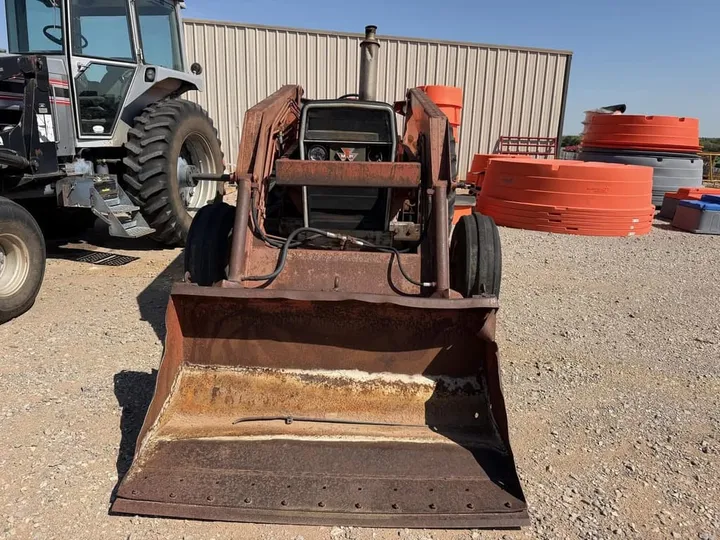 1975 Massey Ferguson 285 (gebraucht), Foto 3 von 6