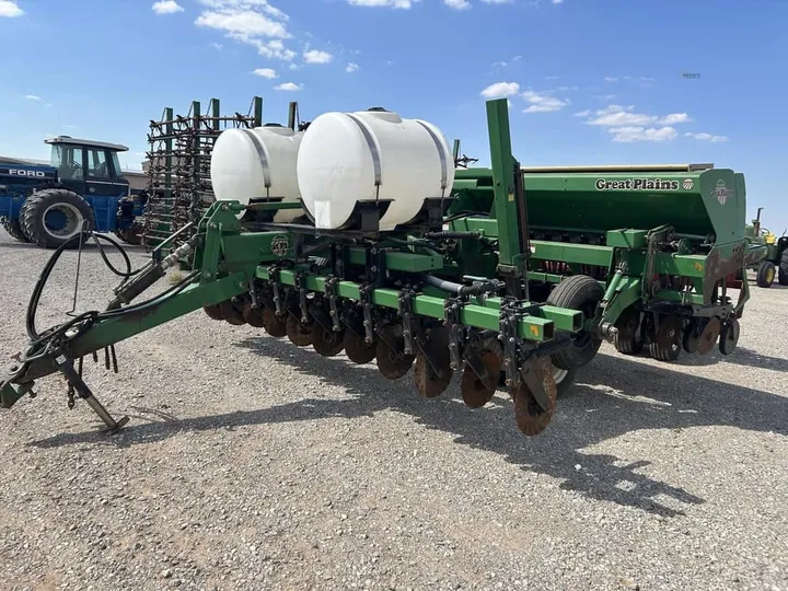 Used 1996 Great Plains 1500, photo 3 of 6