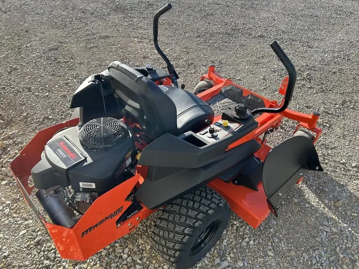 2026 Bad Boy MZ MAGNUM 5400 (neu), Foto 4 von 6