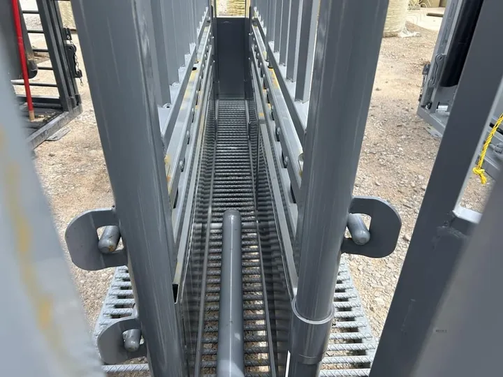 2026 R&R Livestock Equipment RANGER XL – equipo nuevo, foto 4 de 6