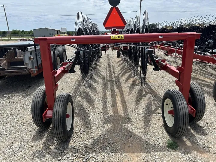 New 2026 H & S HC5116, photo 4 of 6