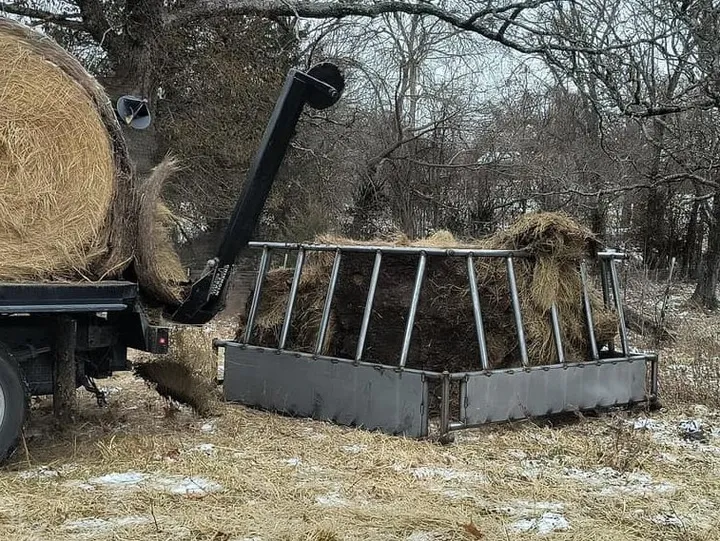 New Heavy-Duty Hay Bale Feeder, photo 4 of 6
