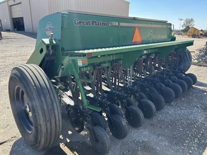 Used 2000 Great Plains 1205NT, photo 5 of 5