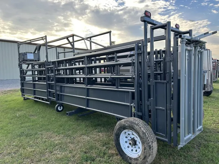 New 2027 Linn Post & Pipe Inc WRANGLER L, photo 5 of 6