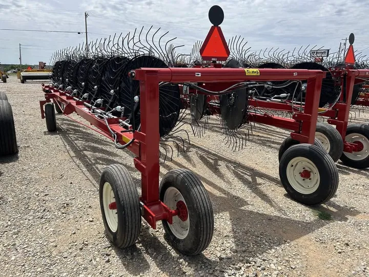 New 2026 H & S HC5116, photo 5 of 6