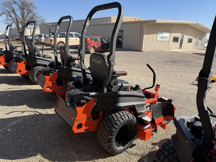 New 2026 Bad Boy MAVERICK 5400, photo 6 of 6
