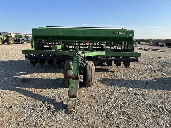 Used 1992 John Deere 750, photo 6 of 6